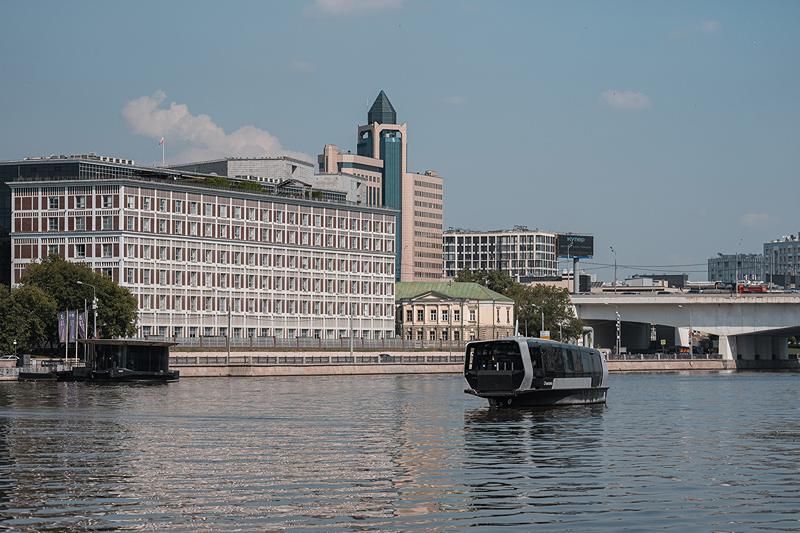 Москва в плакате